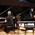 Die Flügel werden gestimmt: Gleich beginnt das Duo-Recital von Martha Argerich und Daniel Barenboim (19. April)