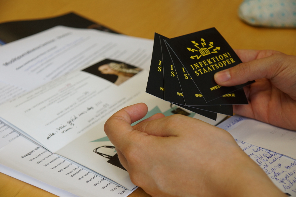 Infektion! in der Staatsoper Berlin Foto: Kajsa Niehusen