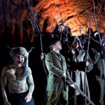 Maximilian Krummen mit Peter Moltzen und dem Staatsopernchor in »Der Freischütz« (2015)