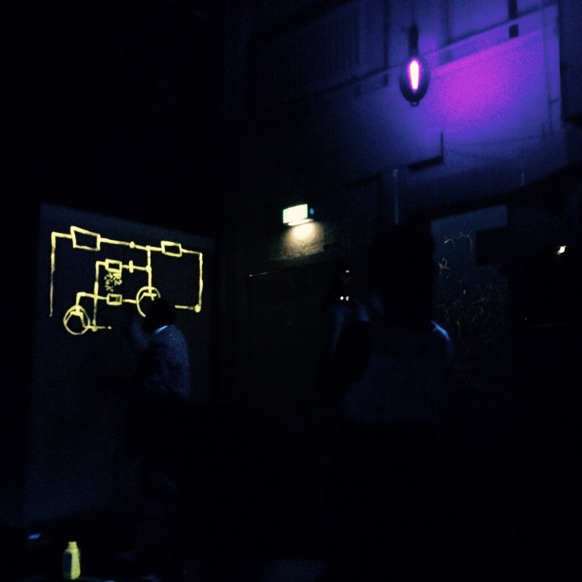 Thomas Goerge malt schwarz