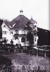 Strauss' Villa in den Bergen