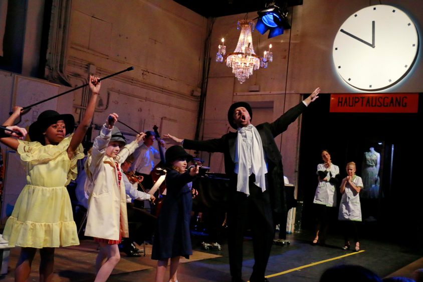 Es liegt in der Luft - Foto: Thomas Bartilla