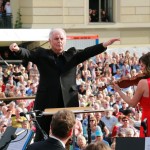 ... sowie die Staatskapelle Berlin ...