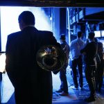 Staatskapellenmusiker auf ihren Wegen: Backstage in Charlottenburg...