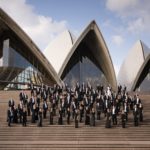 Staatskapelle-vor-sydney-opera-house-peter-adamik